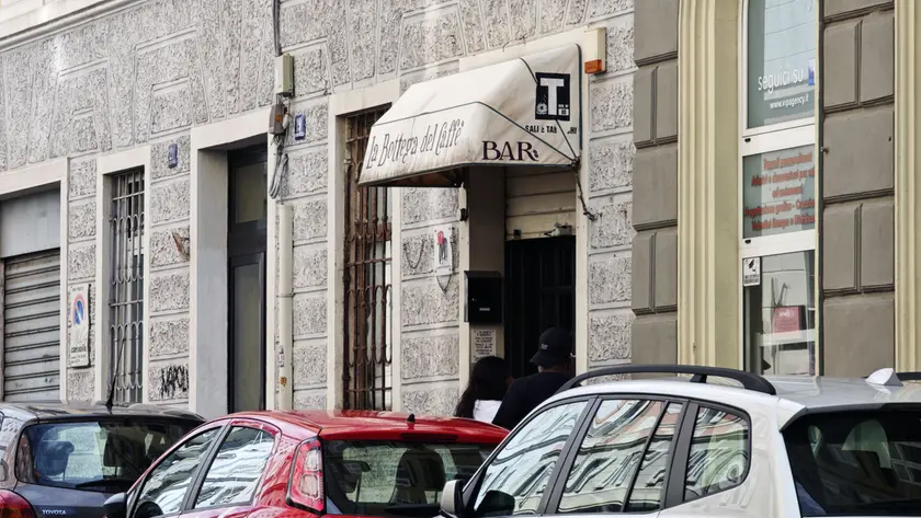 Il bar di via Foscolo (Lasorte)