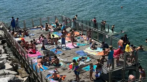 Alcuni momenti delle attività svolte dai ragazzi nel corso delle tre settimane della Repubblica dei Ragazzi e delle Ragazze a Punta Sottile
