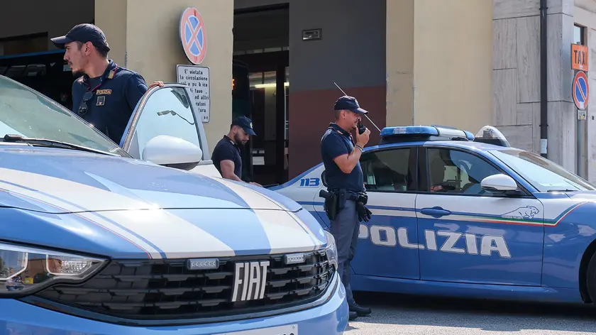 I controlli della Polizia alla stazione degli autobus (Silvano)