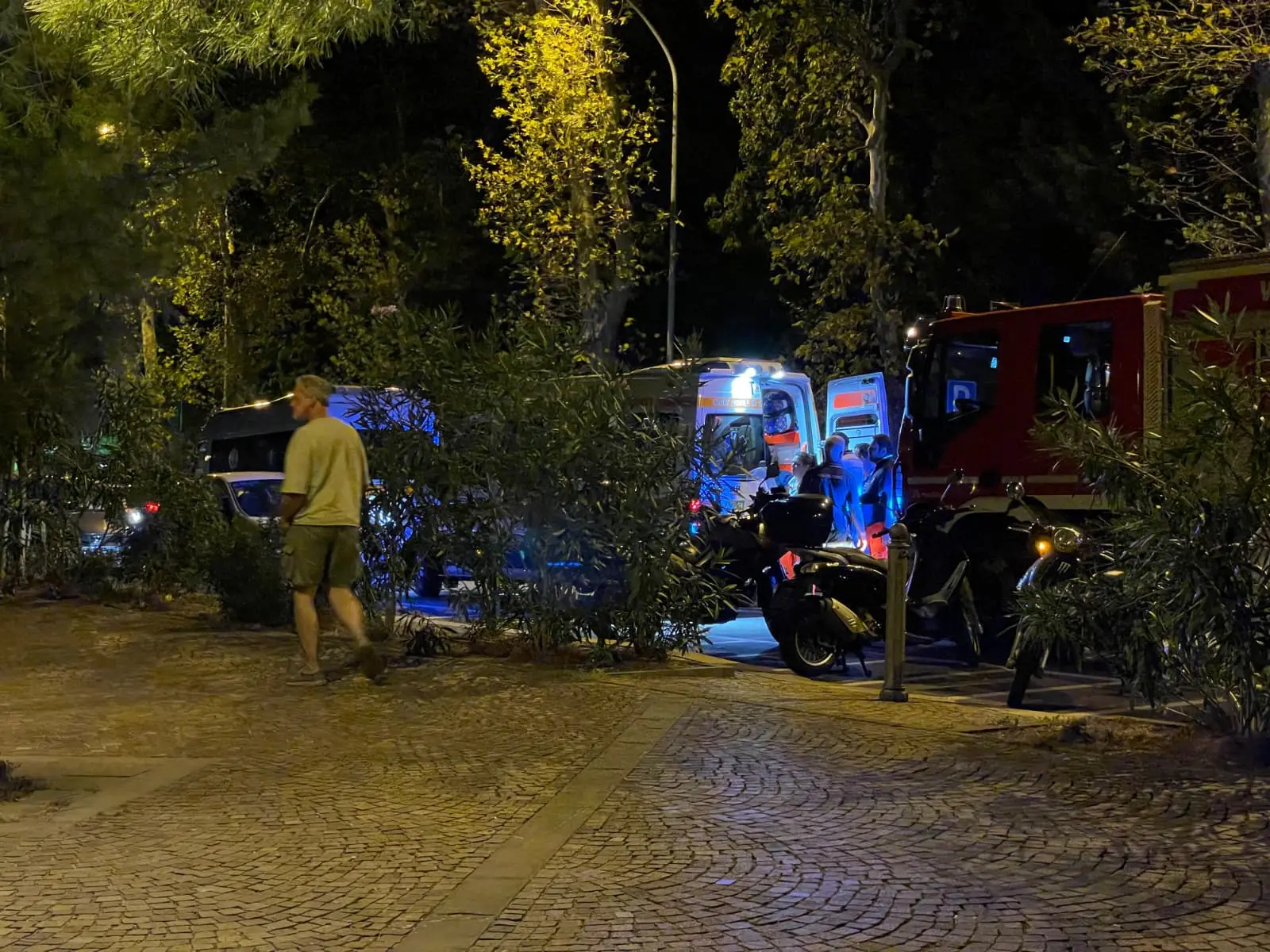 L'intervento di soccorso. Foto Lasorte