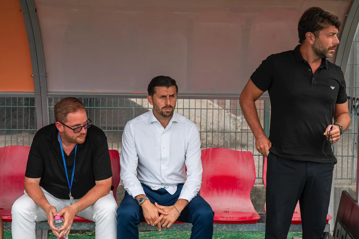 Alex Menta, Michele Franco e Geppino Marino in panchina. Foto Quarantotto/ Lasorte