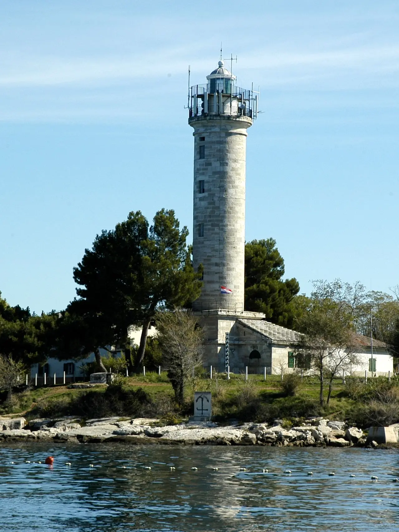 Il faro di Punta Salvore in una foto d’archivio