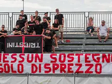 I tifosi della Triestina ad Arzignano (Foto Quarantotto / Lasorte)