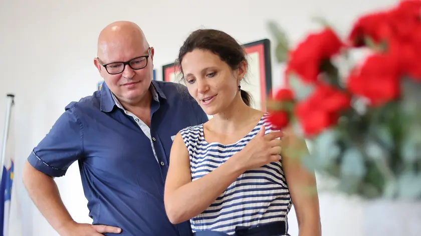 La presentazione del programma e dell’abito dello sposo delle 28esima edizione delle Nozze Carsiche. Thomas Velikonja e Tina Forčič. Fotoservizio Andrea Lasorte