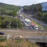 La coda giovedì pomeriggio in prossimità dell’ingresso autostradale del Lisert
