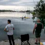 Due pescatori sul canale del Brancolo (Bonaventura)