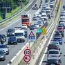 I mezzi pesanti non potranno circolare dalle 8 alle 16 di sabato e dalle 7 alle 22 di domenica (foto d'archivio)