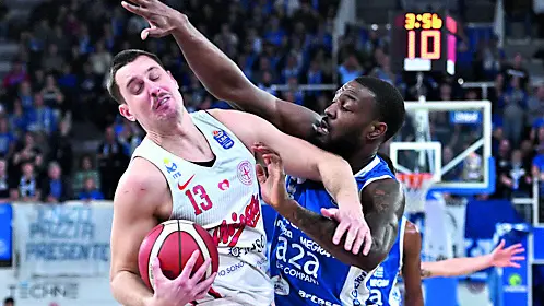 Francesco Candussi durante un'azione di gioco (Foto Ciamillo/Lasorte)
