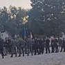 Reduci e poliziotti a Bencovazzo. Foto tratta da Facebook