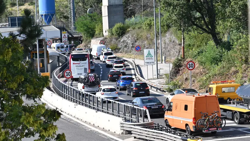 Il traffico di questi giorni al Lisert (Bruni)