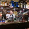 Alessandro Sbrizzai nel suo locale (Silvano)