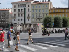 Una prospettiva su piazza Goldoni a Trieste (fotoservizio Massimo Silvano)