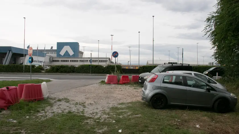 Una delle zone in prossimità dell’aeroporto colpite dalla nuova “moda” (Bonaventura)