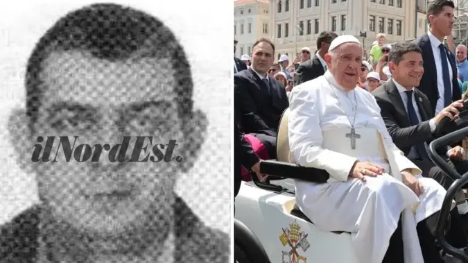 A sinistra Hasan Uzun, a destra Papa Francesco in piazza Unità a Trieste il 7 luglio 2024 (foto Lasorte)