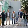 L’interno e l’esterno dei prefabbricati allestiti nel parco di Villa Haggiconsta e la presentazione. Fotoservizio Lasorte