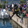 Un sub in Sacchetta si butta e risale dopo la pulizia dei fondali Foto Silvano