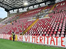 Lo striscione in curva nella partita contro il Lecco dello scorso 30 agosto (Bruni)