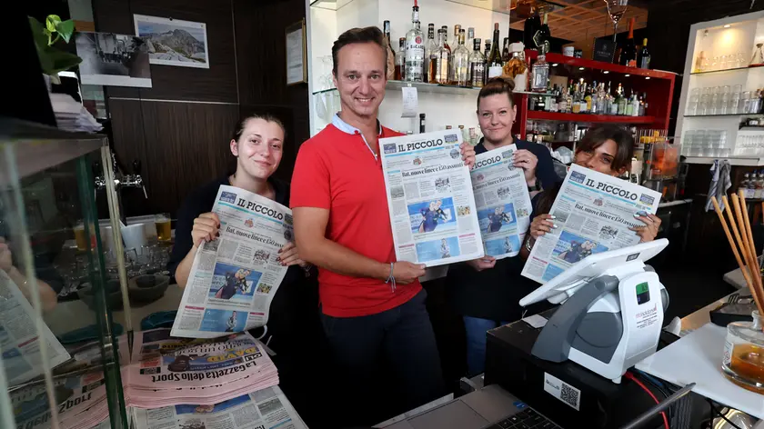 Il titolare del locale ha rilevato la licenza di largo Riborgo, dedicando così alla rivendita di giornali un angolo del centralissimo Rex