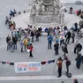 La protesta dello scorso maggio davanti al Municipio (Foto Silvano)