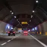 L’avviso della chiusura della galleria Carso verso Trieste, ora tocca in direzione Venezia Foto Silvano
