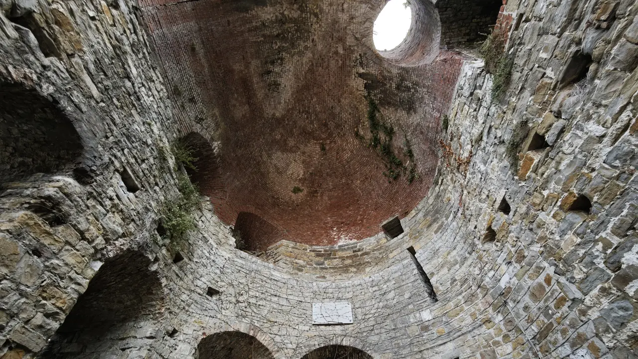 All’interno delle mura di Tor Cucherna (Lasorte)
