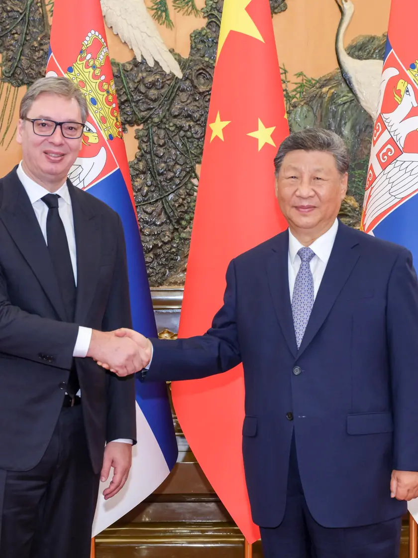 Aleksandar Vucic con Xi Jinping