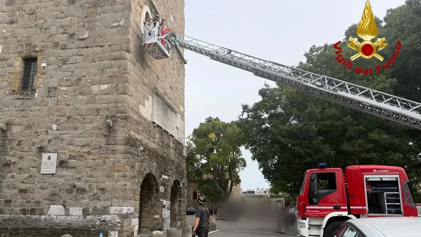 L'intervento dei vigili del fuoco a San Giusto