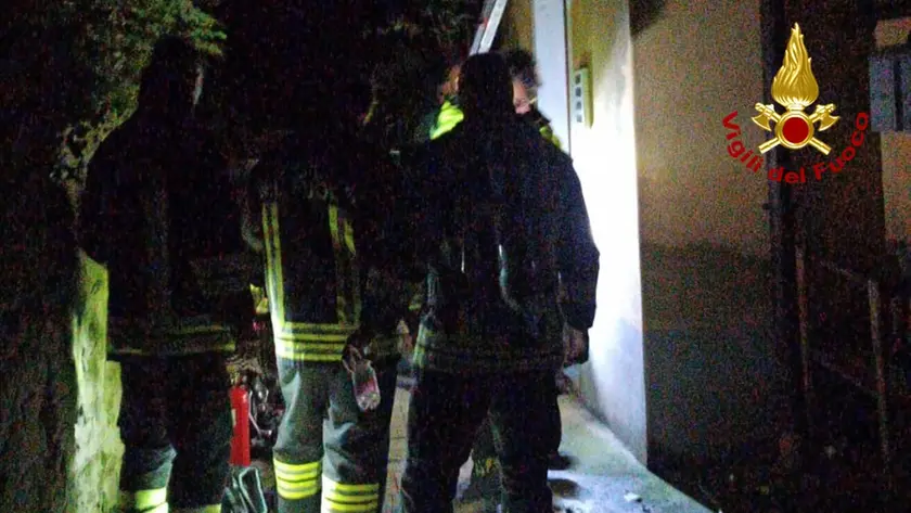 I vigili del fuoco in Scala Santa