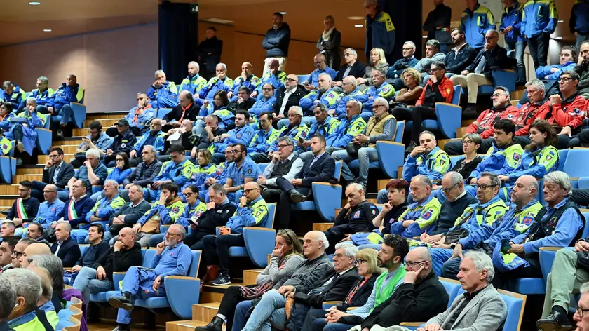 Nella foto Petrussi, i componenti dell’apparato regionale della Protezione civile al convegno dello scorso aprile a Udine