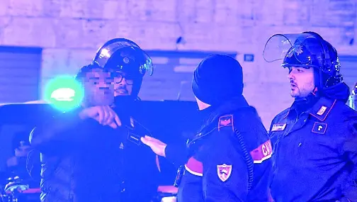 I carabinieri sedano una rissa nel rione di barriera a Trieste