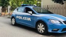 Una volante della polizia