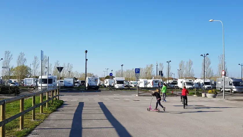 Camper a Grado in un’immagine di repertorio