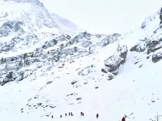 Le operazioni di ricerca dei tre alpinisti dispersi. Foto soccorso alpino sloveno