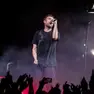 I Gorillaz in concerto a Londrea nel 2021: nella foto Damon Albarn