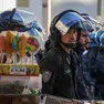 Le forze dell'ordine schierate durante la manifestazione Pro Pal di domenica. Foto Lasorte