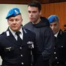 Filippo Turetta entra in aula della Corte di Assise