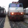 Treni in stazione in una foto di repertorio
