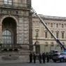 La scala usata dai ladri per entrare nel Museo (Ansa/Afp)
