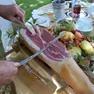 Una degustazione di prosciutto D’Osvaldo