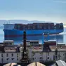 La portacontainer a Fiume (foto Voce del Popolo)