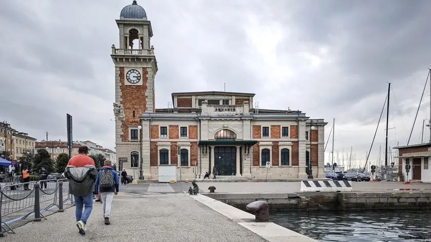 L’Acquario marino alla radice del Molo Pescheria (foto Lasorte)