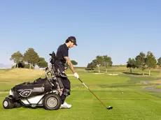 Manuel Bortuzzo pratica il paragolf