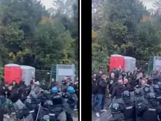 Le tensioni tra le forze dell'ordine e i tifosi neroverdi in due frame di un video girato dai supporters neroverdi