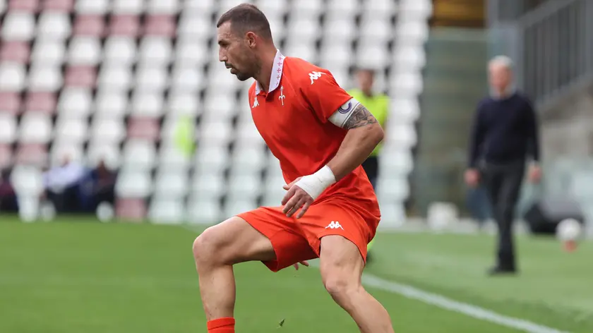 Il capitano Artur Ionita è l’anima della Triestina foto Lasorte