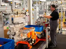 Un operaio al lavoro in una foto di repertorio