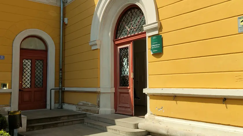 La sede del Sert in piazzale Canestrini (Lasorte)