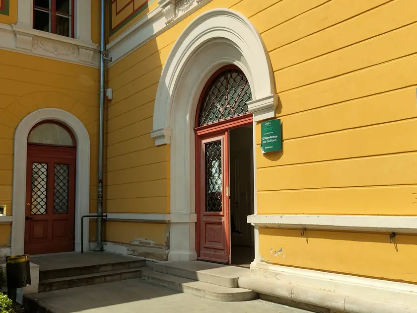 La sede del Sert in piazzale Canestrini (Lasorte)