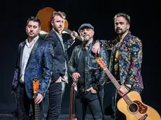 Enrico Maria Milanesi, Matteo Brenci, Andrea Vittori, Emanuele Grafitti: I 40 fingers sul palco con le loro chitarre