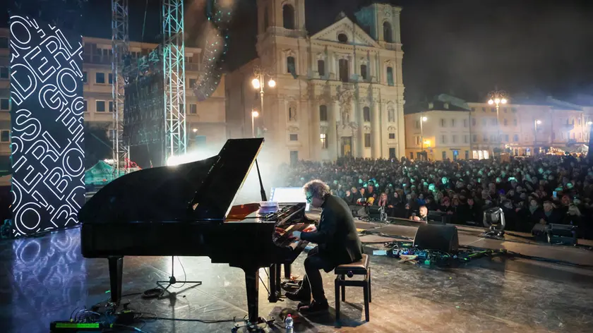 L’apertura di Go!2025 con l’esibizione di Remo Anzovino