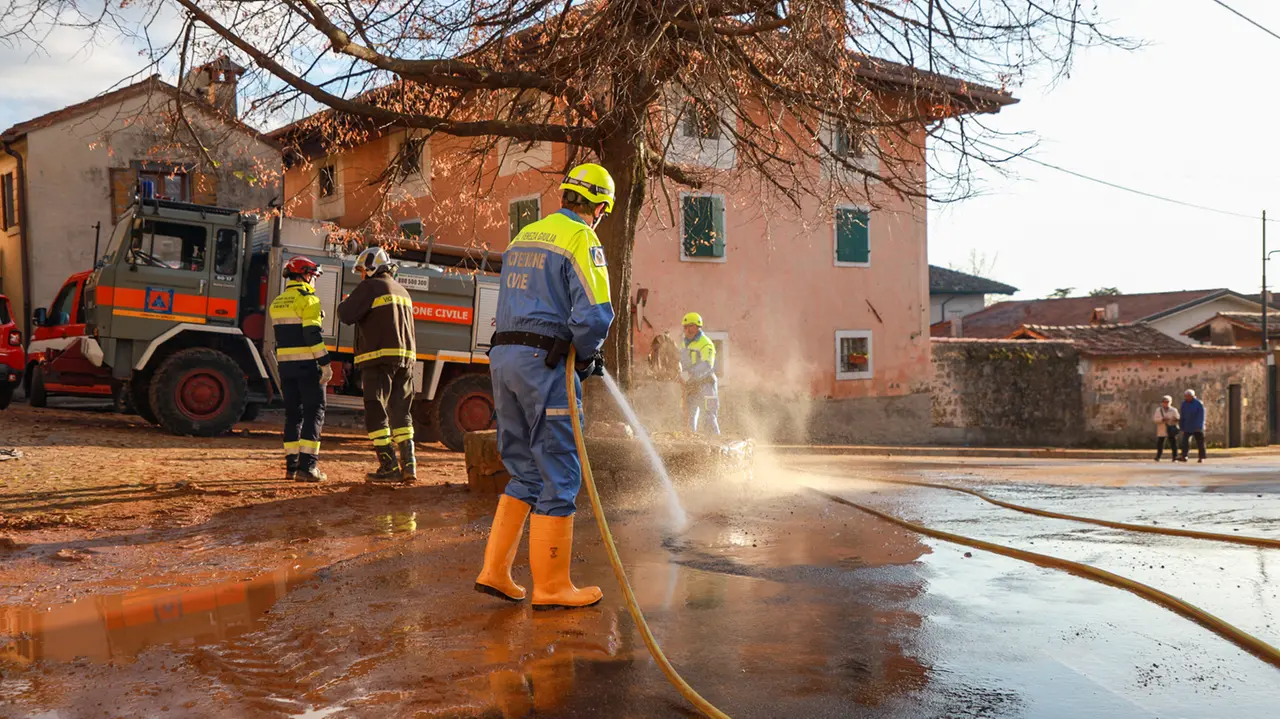Opere di ripristino dopo l'alluvione nell'Isontino © Foto Petrussi